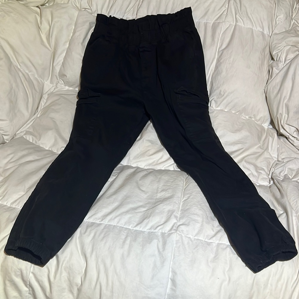 Refuge Stretchy Waistband & Ankles Cargos Size Medium Women’s